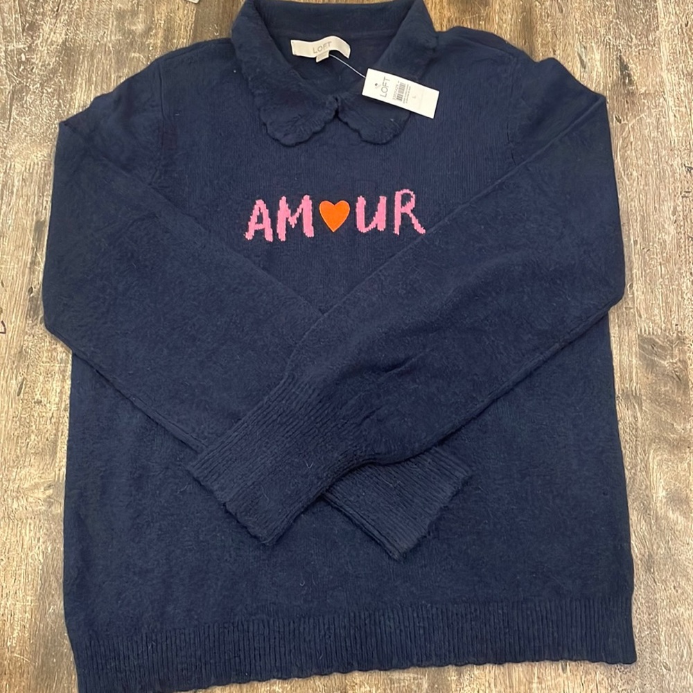 Loft sweater with cute collar detail! ❤️